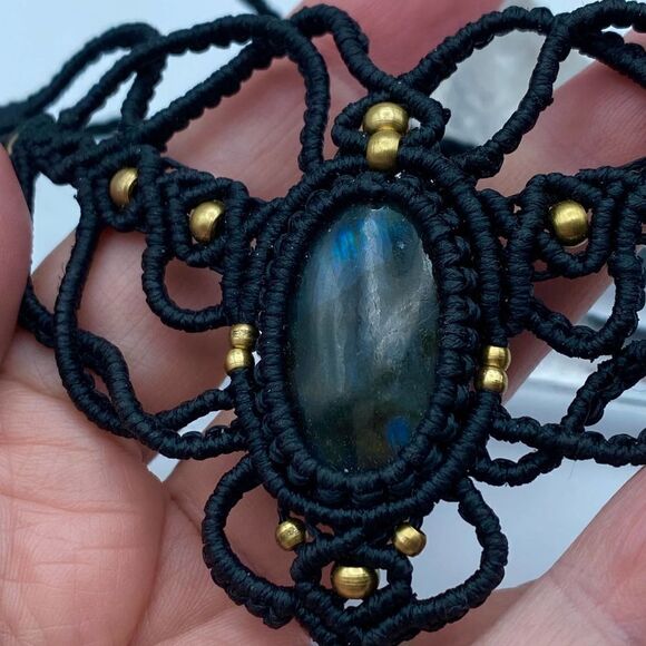Labradorite Macramé Celine Floral Mandala Brass Boho Necklace - Picture 4 of 9